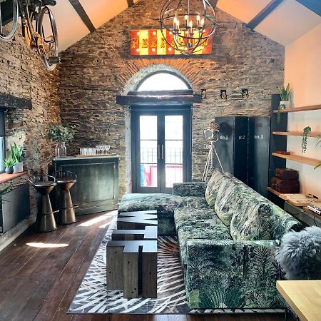 Loft 11 Stunning Luxury Nyc Loft Style Interior Designed 2Bd Apartment Excellent City Centre Location Mezzanine Cinema Room Designer Furniture Amazing Space Douglas Kültér fotó