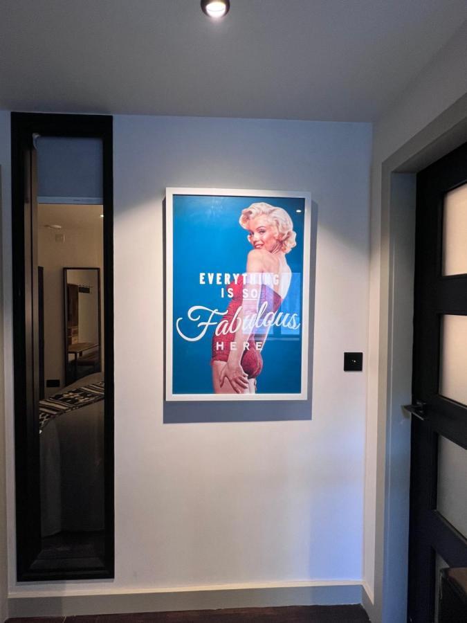Loft 11 Stunning Luxury Nyc Loft Style Interior Designed 2Bd Apartment Excellent City Centre Location Mezzanine Cinema Room Designer Furniture Amazing Space Douglas Kültér fotó