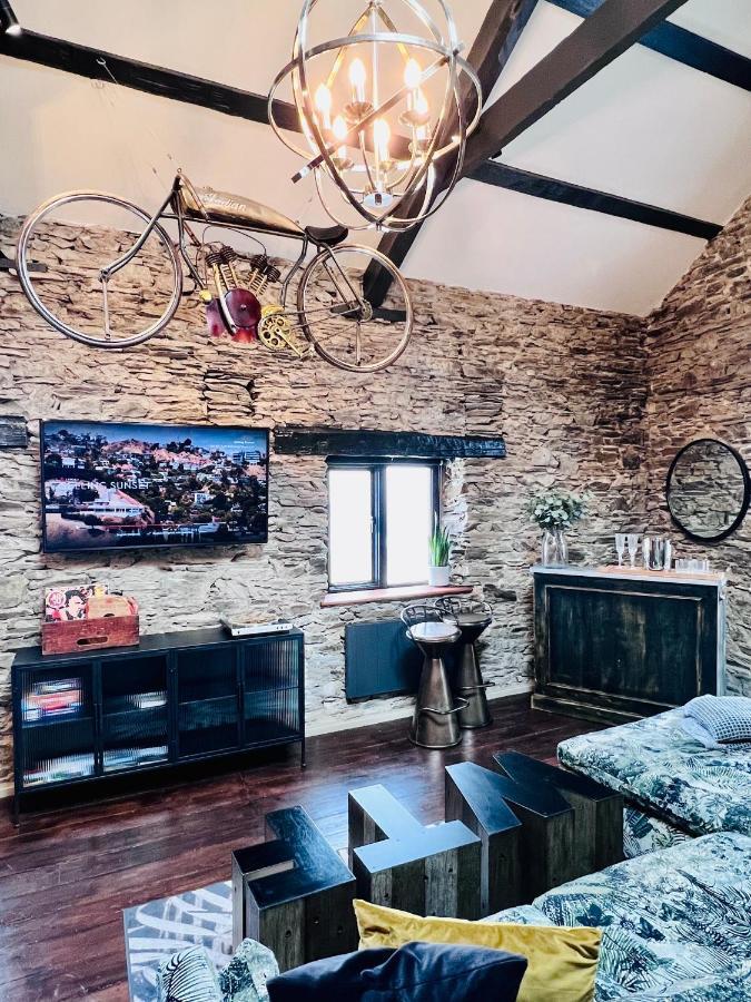Loft 11 Stunning Luxury Nyc Loft Style Interior Designed 2Bd Apartment Excellent City Centre Location Mezzanine Cinema Room Designer Furniture Amazing Space Douglas Kültér fotó