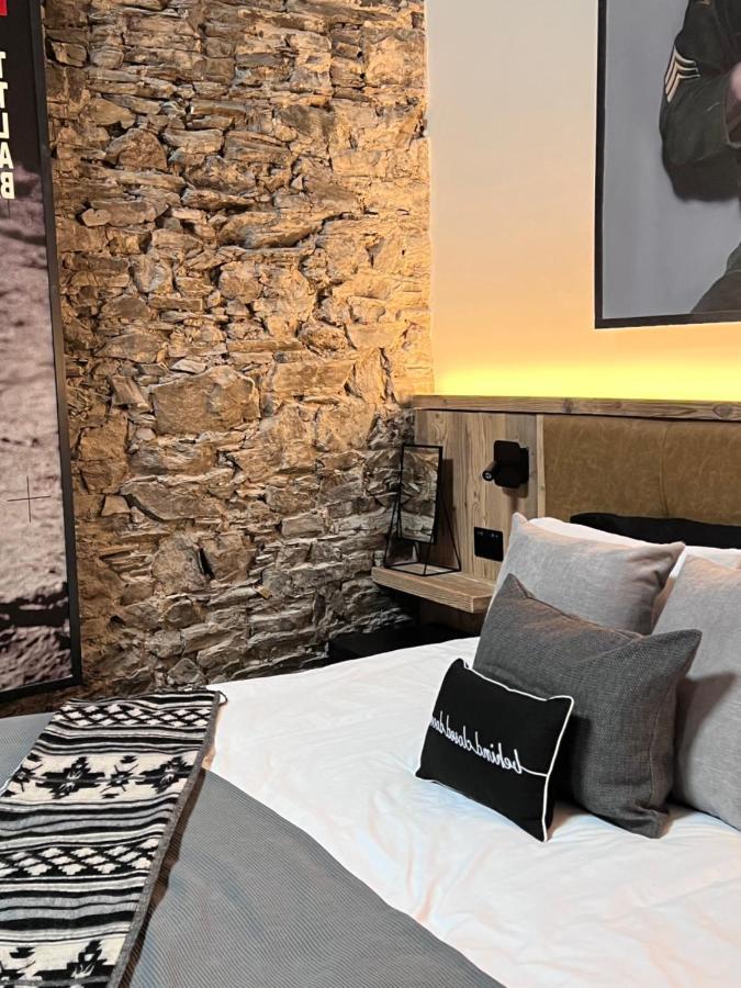 Loft 11 Stunning Luxury Nyc Loft Style Interior Designed 2Bd Apartment Excellent City Centre Location Mezzanine Cinema Room Designer Furniture Amazing Space Douglas Kültér fotó